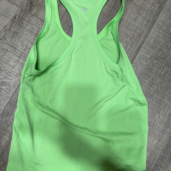 Lululemon Tank - Picture 3 of 3